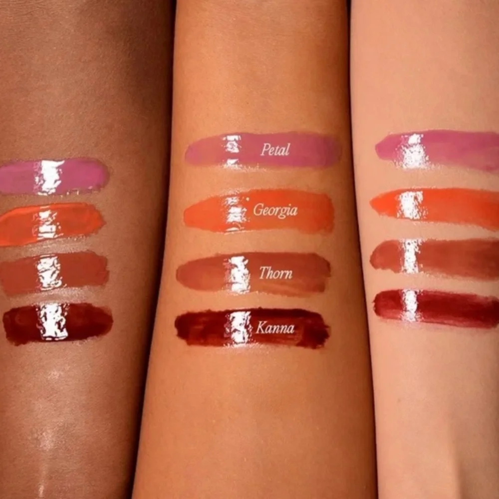💎 FINDING FERDINAND Lip Gloss in Color Thorn New Deluxe Mini